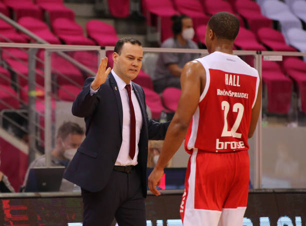 推进这笔交 推进这笔交