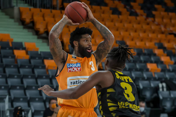 高额转会费 高额转会费