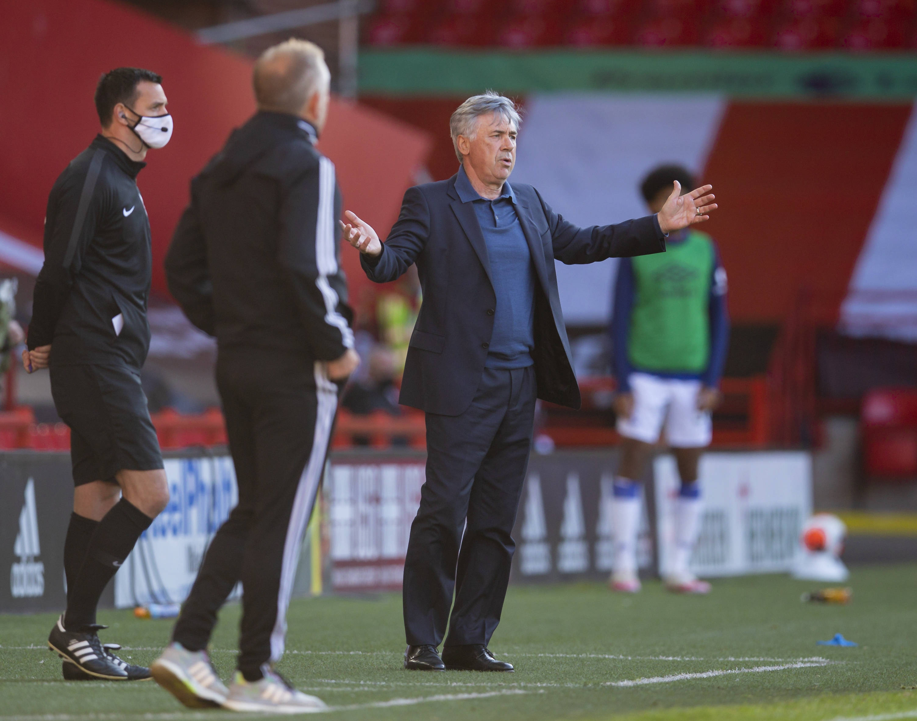 男篮的热身 男篮的热身