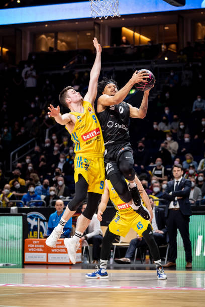 在那些意难 在那些意难